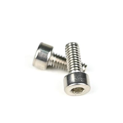 100% QC probado M4 X 10mm Fillister Head Hex Socket máquina de tornillo para el estante de la mercancía