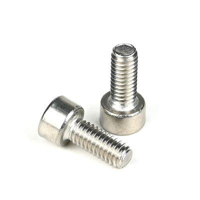100% QC probado M4 X 10mm Fillister Head Hex Socket máquina de tornillo para el estante de la mercancía