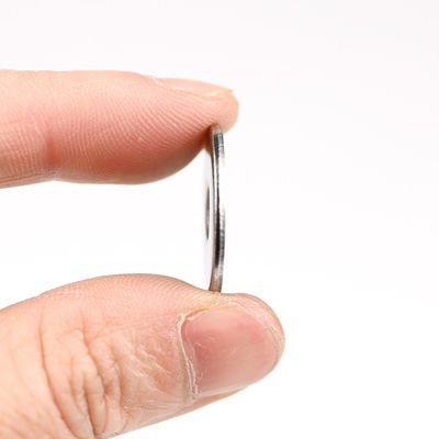 Zinc acabado SUS304 de acero inoxidable Lavadoras planas 6.0*20*1.5 para tornillo de perforación automática