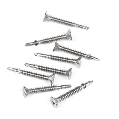 Técnica métrica DIN estándar Tek 5 de acero al carbono cabeza de la armadura Phillips con tornillos de perforación automática de alas personalizados