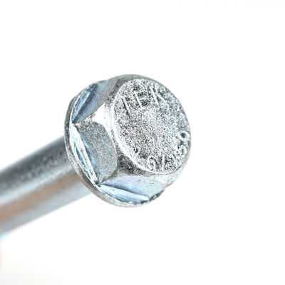 Cerrojo de anclaje de hormigón de tornillo de mampostería de acero al carbono M16 para soporte fuerte y resistente